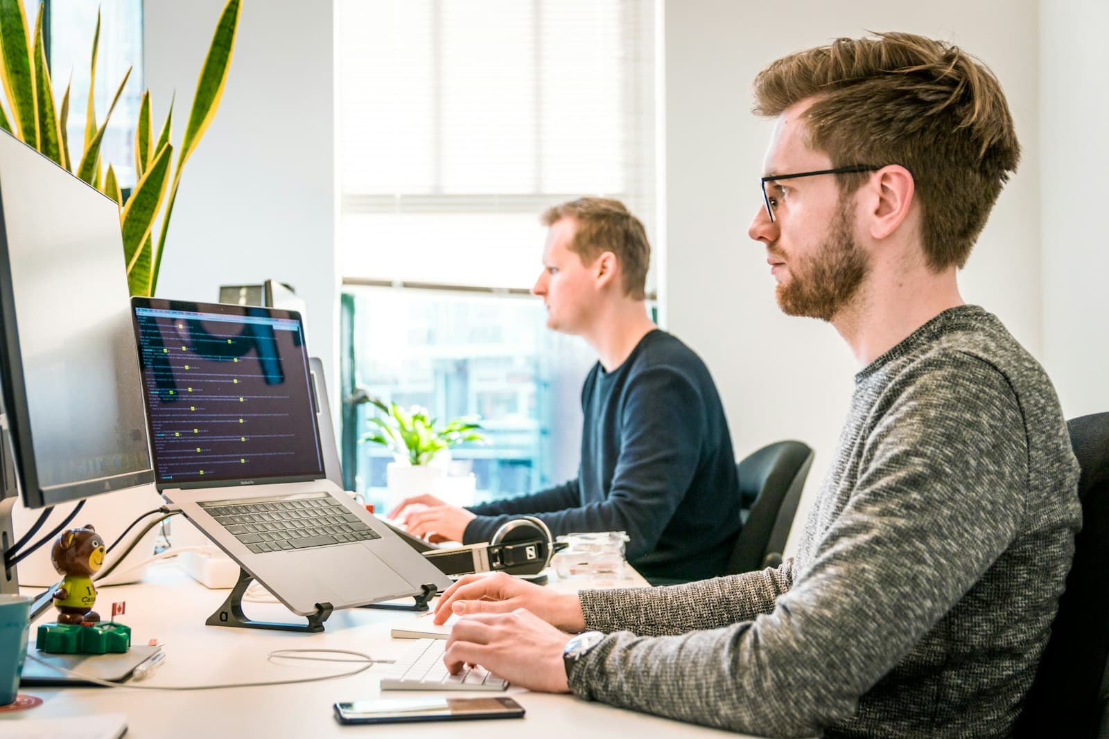 Multivariate vs A/B Testing: When to Use Which